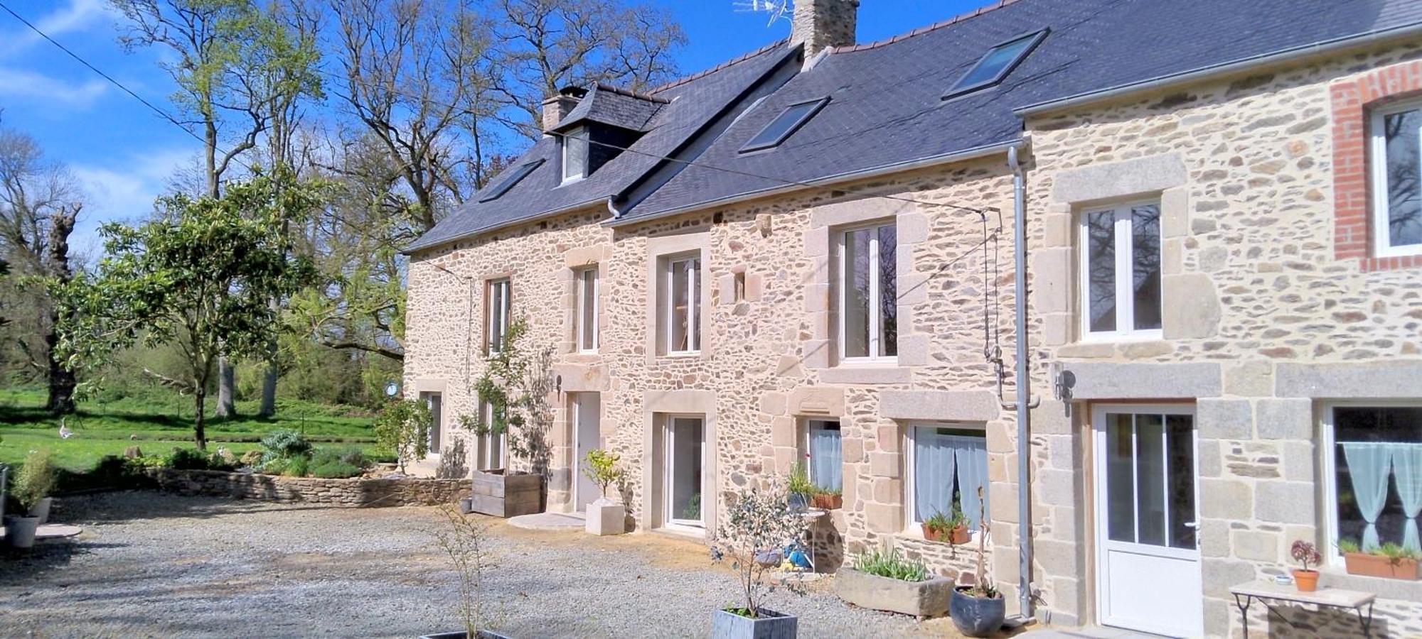 L'eau Qui Dort - Et Tables D'hotes Bed & Breakfast *